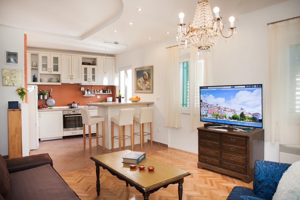 Apartments Laurus Šibenik Eksteriør bilde